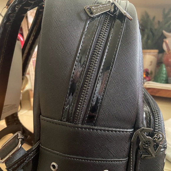 Darth Vader Backpack and Wallet - Picture 2 of 12